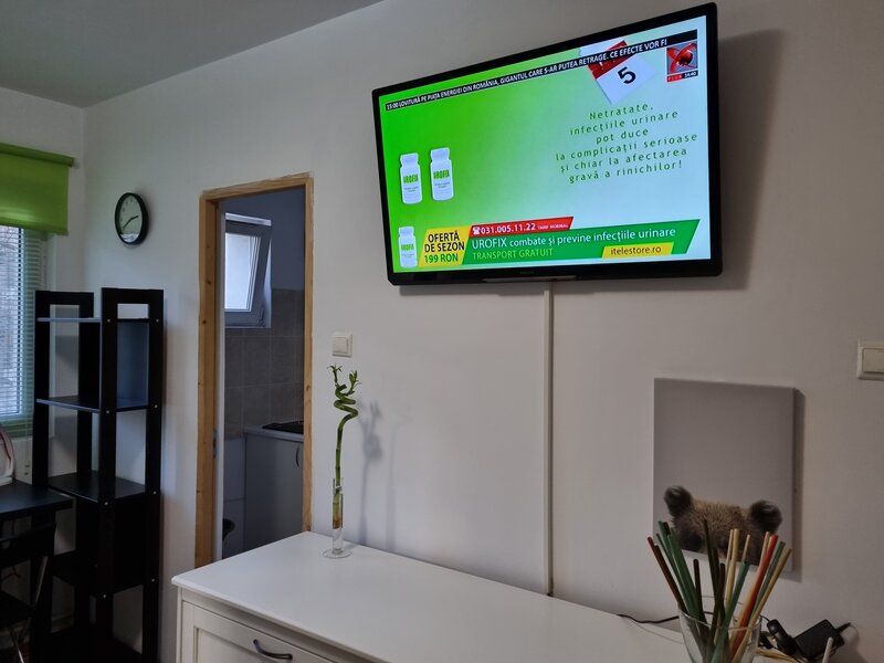 Unirii, langa rond piata Alba Iulia, garsoniera inchiriere