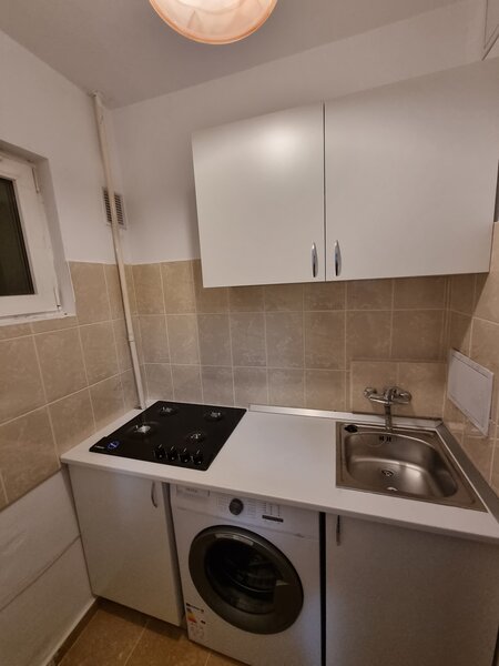 Unirii, langa rond piata Alba Iulia, garsoniera inchiriere