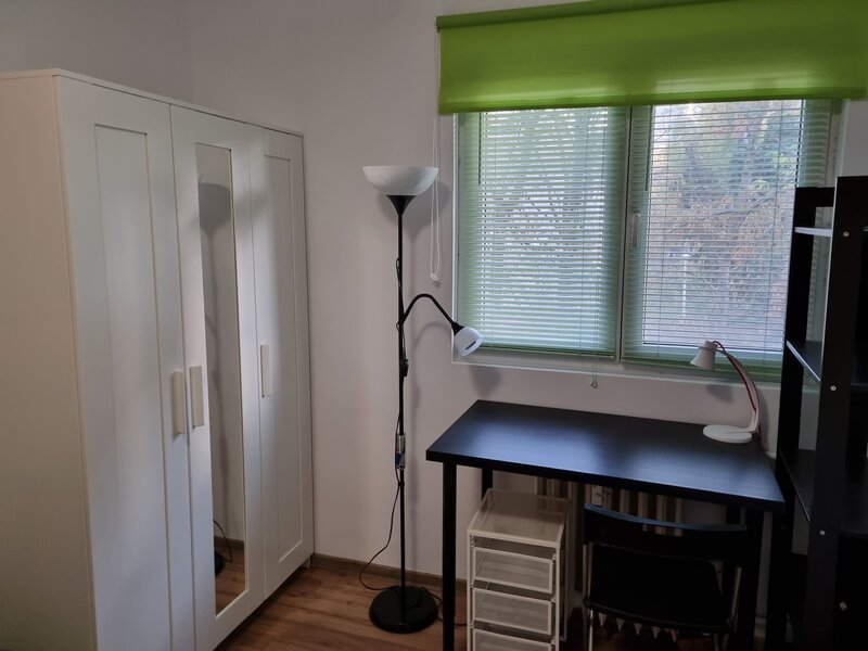 Unirii, langa rond piata Alba Iulia, garsoniera inchiriere